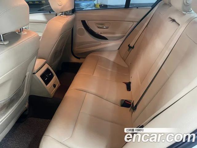 2015 BMW 3 Series (F30)