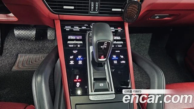 2023 Porsche 카이엔 (PO536)