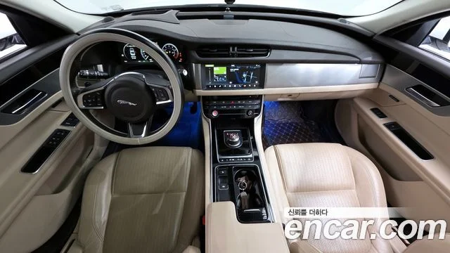 2018 Jaguar XF (X260)