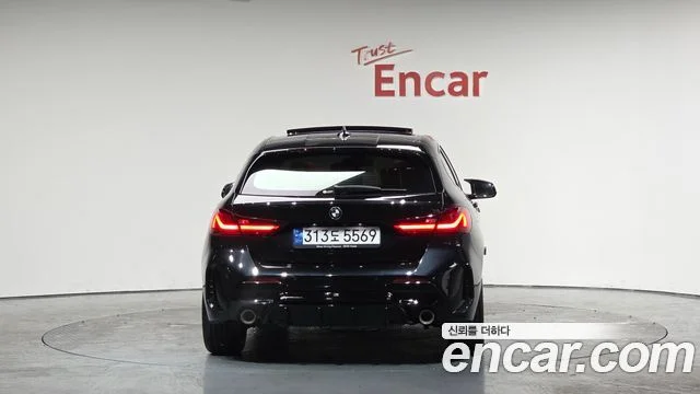 2022 BMW 1 Series (F40)