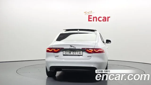 2016 Jaguar XF (X260)