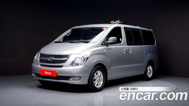 2014 Hyundai Grand Starex