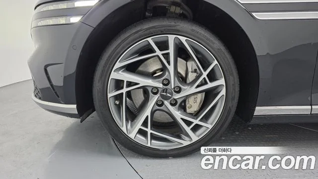 2022 Genesis G90 (RS4)