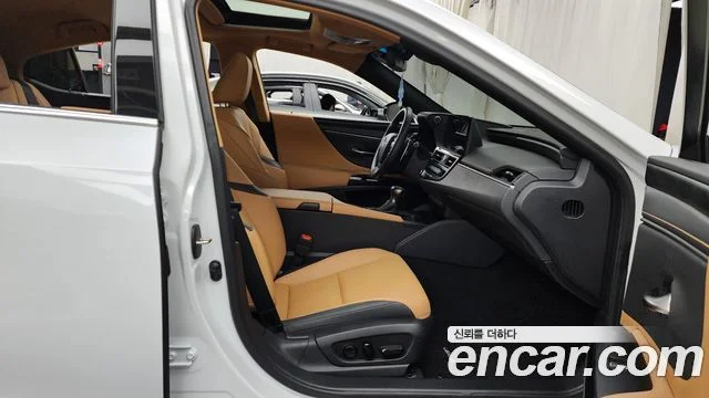 2024 Lexus ES300h 7세대