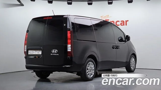 2024 Hyundai Staria