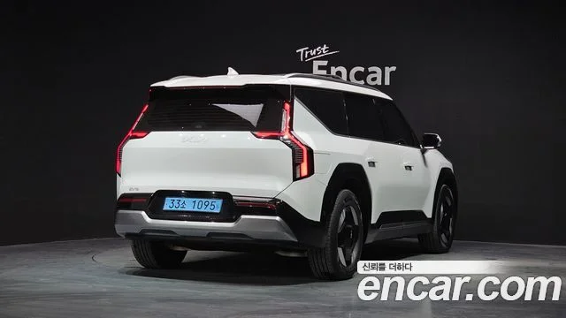 2023 Kia EV9
