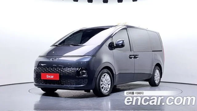 2022 Hyundai Staria