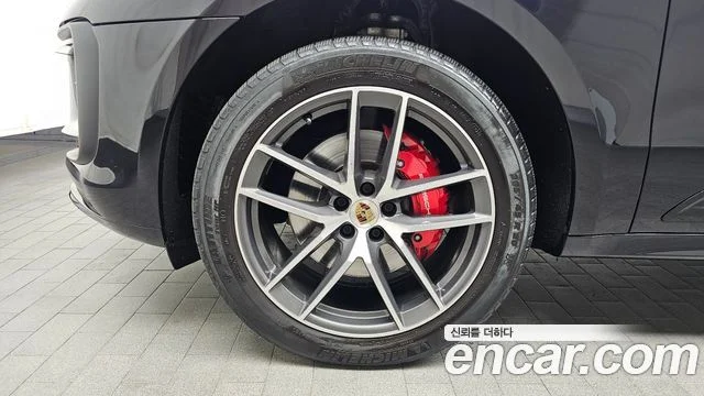 2022 Porsche 마칸