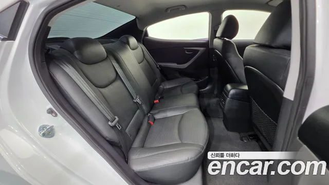 2013 Hyundai Avante (New)