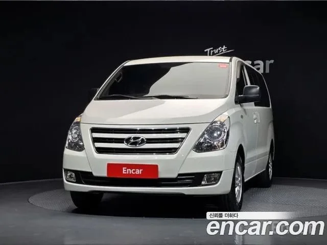 2016 Hyundai Grand Starex