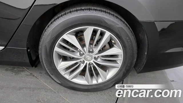 2017 Hyundai Grandeur (HG)