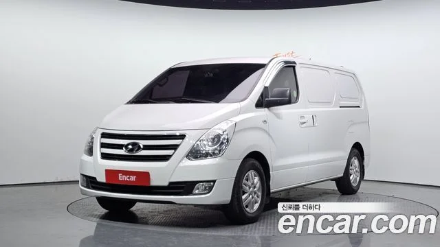 2017 Hyundai Grand Starex