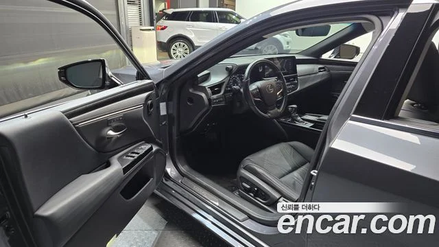 2021 Lexus ES300h 7세대