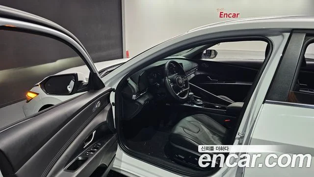 2025 Hyundai 더 뉴 아반떼 하이브리드 (CN7)