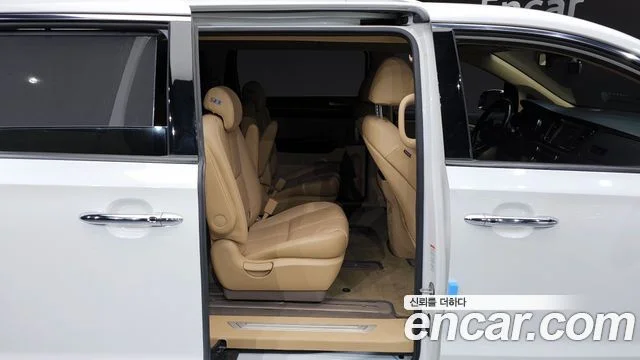 2018 Kia Carnival (New)