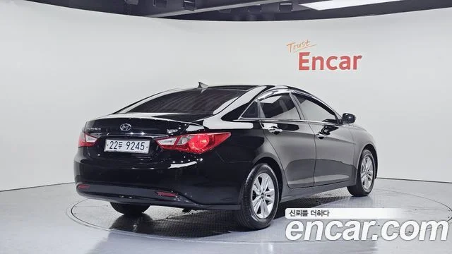 2010 Hyundai YF 쏘나타