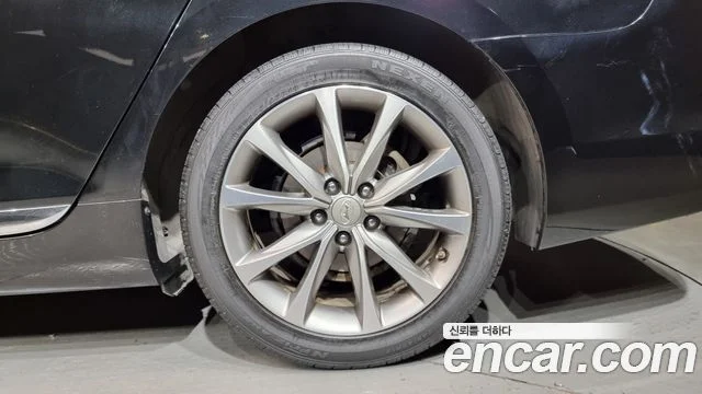 2016 Hyundai Grandeur (HG)