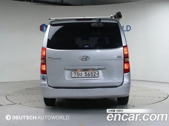 2008 Hyundai Grand Starex