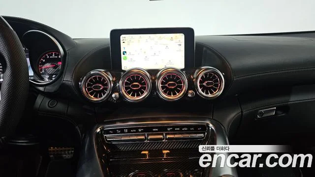 2016 Mercedes-Benz AMG GT