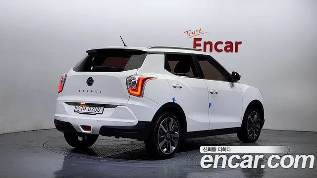 2015 KG Mobility Tivoli