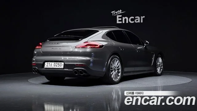 2016 Porsche 파나메라
