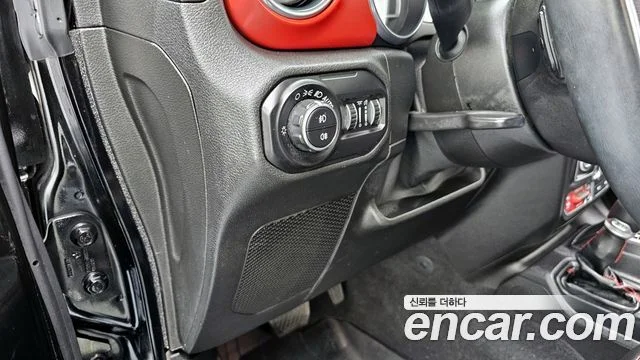 2021 Jeep 랭글러 (JL)