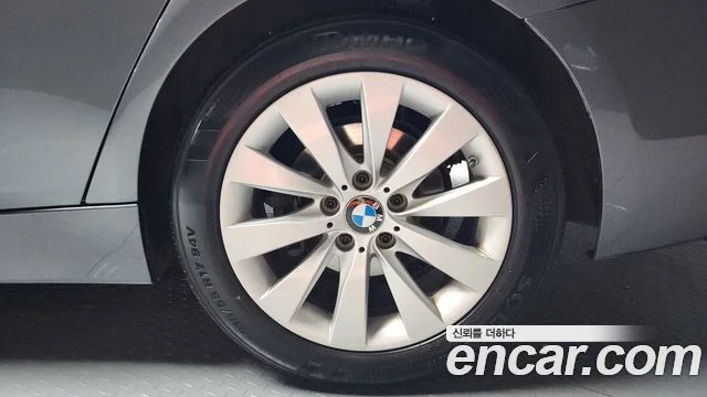 2015 BMW 3 Series (F30)