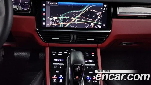 2023 Porsche 카이엔 (PO536)
