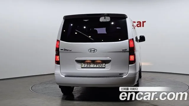 2015 Hyundai Grand Starex