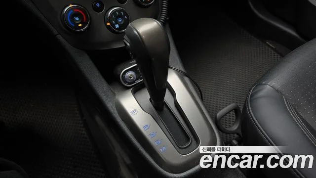 2011 Chevrolet 아베오 세단