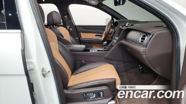 2018 Bentley 벤테이가