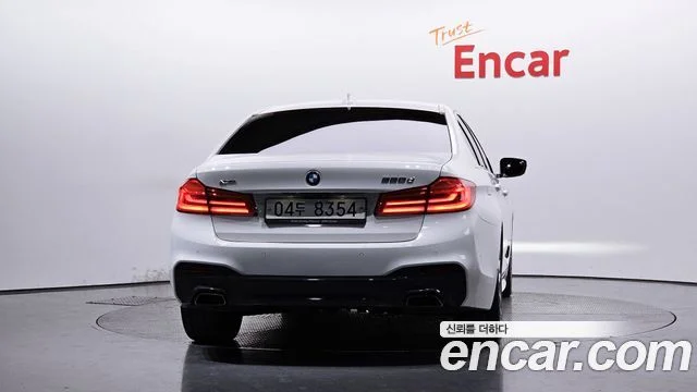 2018 BMW 5 Series (G30)