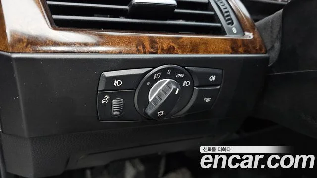 2009 BMW 5 Series (E60)