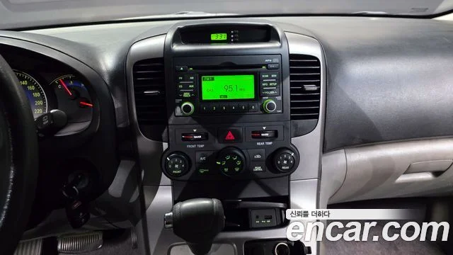 2010 Kia 카니발 R