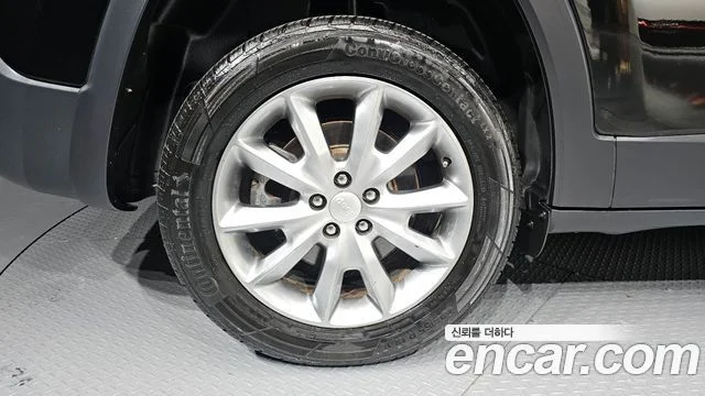 2018 Jeep 체로키(KL)