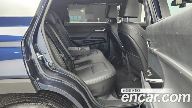 2023 KG Mobility Torres