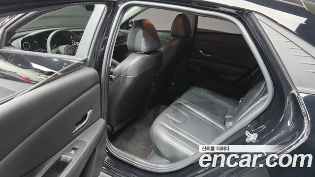 2022 Hyundai 아반떼 하이브리드 (CN7)