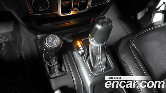 2021 Jeep 랭글러 (JL)