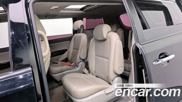 2018 Kia Carnival (New)