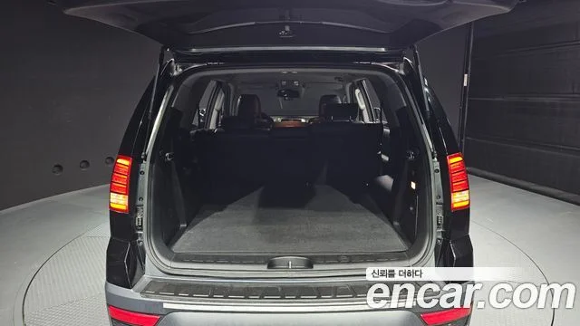 2016 Kia Mohave (New)