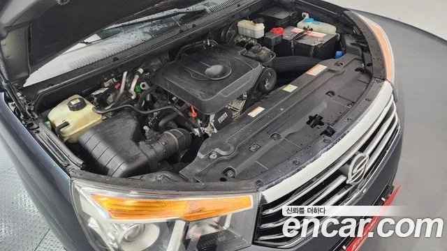 2018 KG Mobility 코란도 투리스모