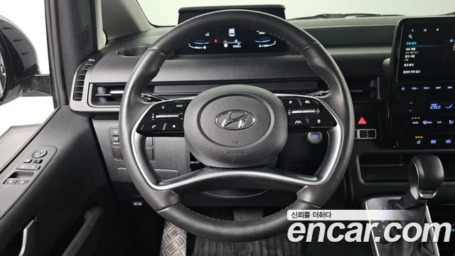 2023 Hyundai Staria