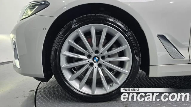 2023 BMW 5 Series (G30)