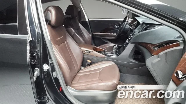 2016 Hyundai Grandeur (HG)