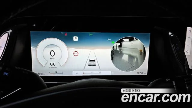 2022 Genesis G90 (RS4)