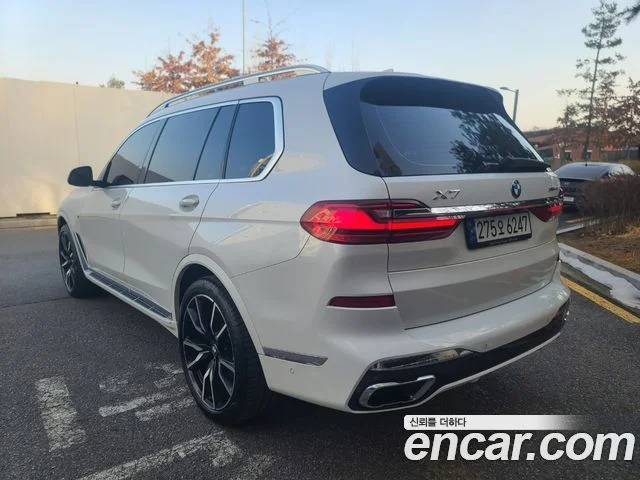 2022 BMW X7 (G07)
