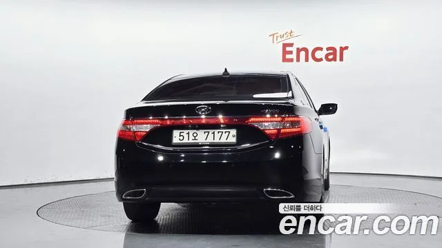 2011 Hyundai Grandeur (HG)