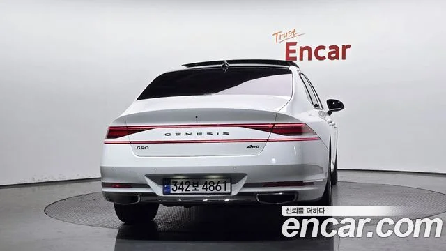 2024 Genesis G90 (RS4)