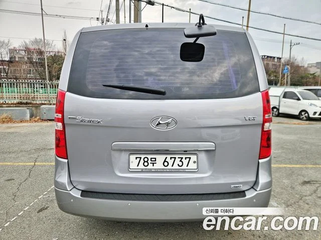 2018 Hyundai Grand Starex (New)