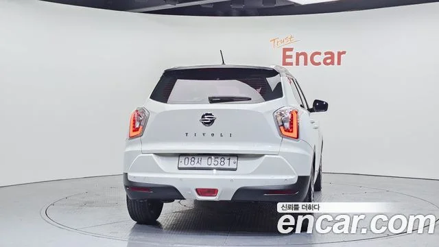 2016 KG Mobility Tivoli